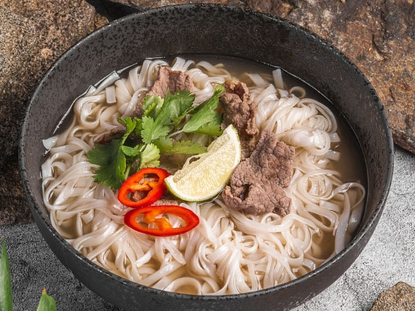 Фото Вьетнамский суп Фо-бо с говядиной